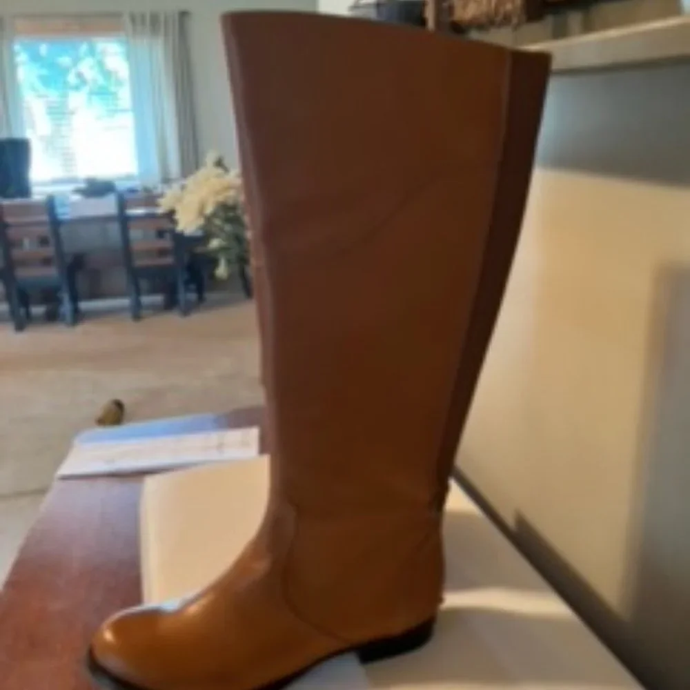 Isaac Mizrahl Leather Boots 6.5M Cognac - Picture 3 of 3